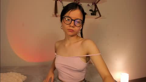 Hailey online show from 12/03/24, 07:21