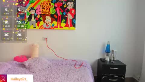 Hailey online show from 11/28/25, 12:08