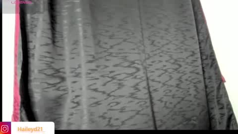 Hailey online show from 01/06/26, 10:45