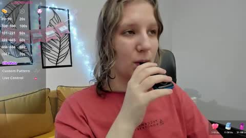 Hailey online show from 02/19/26, 12:34