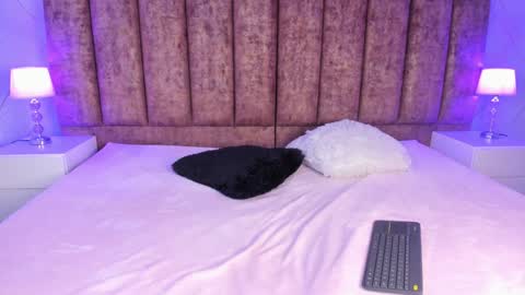 Snapshot of haileymiller1 chatting on 12/24/24, 03:16 Haileymiler online show from 12/24/24, 03:16