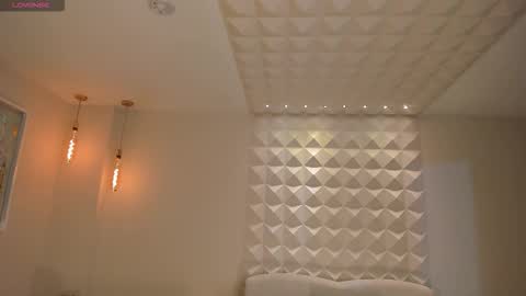 Hailey online show from 03/19/26, 11:14