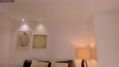 Hailey online show from 04/08/26, 11:43