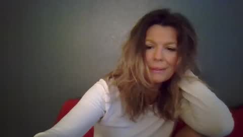 Hailey online show from 12/16/25, 07:41