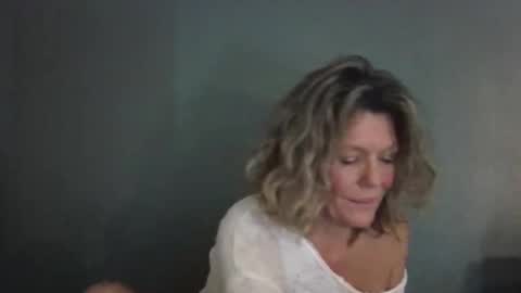 Hailey online show from 04/09/26, 05:29