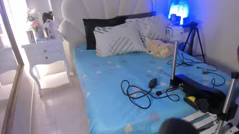 haileysans online show from 03/27/26, 11:32