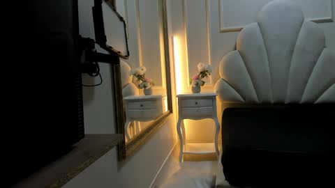 haileysans online show from 04/13/26, 11:37