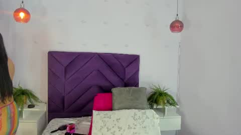 haileystonei online show from 07/19/26, 11:47