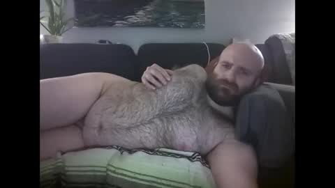 Snapshot of hairiestbear chatting on 04/02/26, 09:18 Hairiest Bear online show from 04/02/26, 09:18