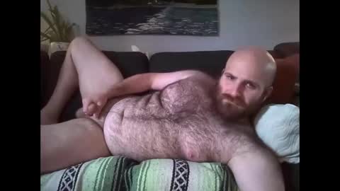 Snapshot of hairiestbear chatting on 05/13/26, 07:22 Hairiest Bear online show from 05/13/26, 07:22