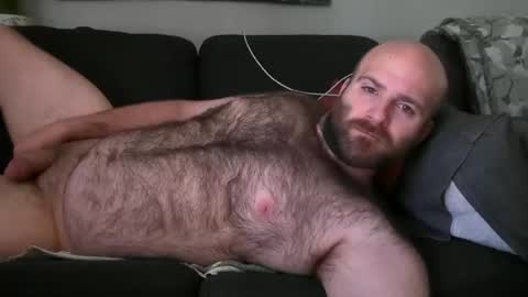 Snapshot of hairiestbear chatting on 06/01/26, 02:41 Hairiest Bear online show from 06/01/26, 02:41