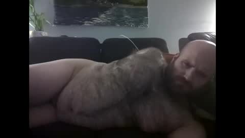 Snapshot of hairiestbear chatting on 06/02/26, 03:41 Hairiest Bear online show from 06/02/26, 03:41
