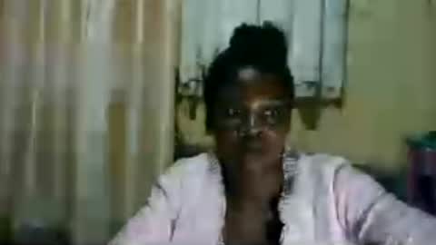 Snapshot of hairy_africanbae chatting on 06/17/26, 04:15 hairy_africanbae online show from 06/17/26, 04:15