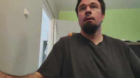Snapshot of hairy_guy007 chatting on 06/20/26, 07:11 hairy_guy007 online show from 06/20/26, 07:11