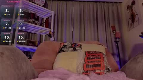 SALMA  online show from 02/01/25, 06:43