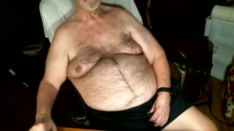 hairybear813 online show from 05/30/26, 09:34