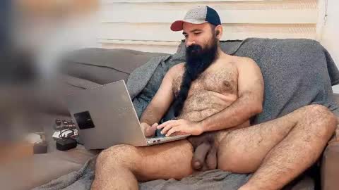 Hairy Beard Smoker online show from 05/08/26, 09:53