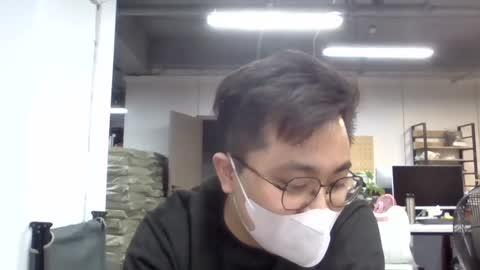 Snapshot of hairycol66 chatting on 12/11/24, 03:05 hairycol66 online show from 12/11/24, 03:05