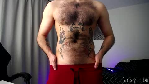 Snapshot of hairycuss chatting on 05/12/26, 08:28 Adam online show from 05/12/26, 08:28