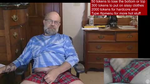 HairyDaddyBear69 online show from 04/11/26, 01:54