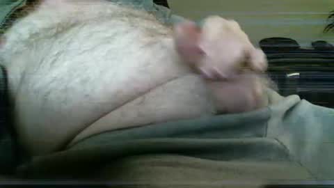 hairydude962 online show from 12/17/25, 04:51