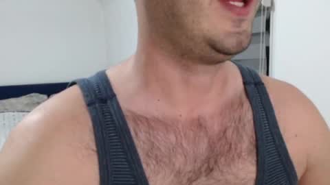 Snapshot of hairyeurostud chatting on 05/12/26, 11:57 Andy online show from 05/12/26, 11:57