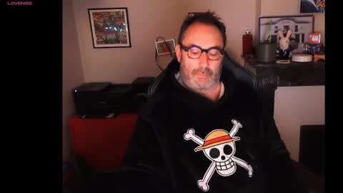 Snapshot of hairyfred73 chatting on 01/03/25, 07:06 hairyfred73 online show from 01/03/25, 07:06