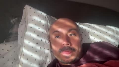 Snapshot of hairyman30000 chatting on 11/11/25, 05:46 hairyman30000 online show from 11/11/25, 05:46