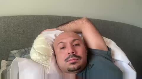 Snapshot of hairyman30000 chatting on 01/17/26, 08:12 hairyman30000 online show from 01/17/26, 08:12