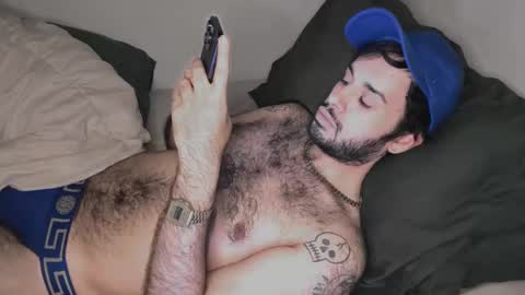 Snapshot of hairymexitalian chatting on 10/10/25, 03:05 HairyMexitalian online show from 10/10/25, 03:05