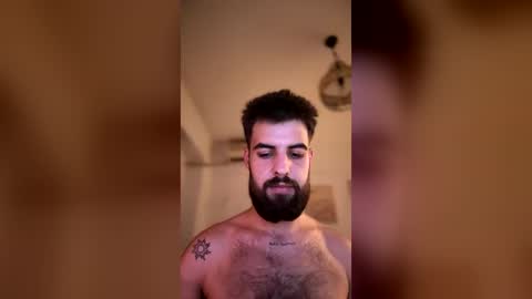 Snapshot of hairyrobxxx chatting on 06/29/26, 11:05 HairyRobXxX online show from 06/29/26, 11:05