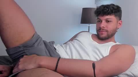 Independent       model  online show from 02/20/26, 12:40