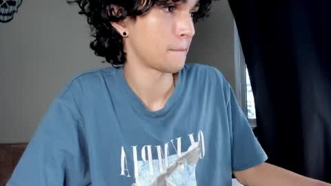 Snapshot of halan_jr chatting on 04/23/26, 12:29 halan online show from 04/23/26, 12:29