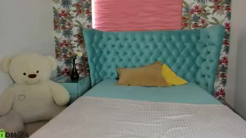 Snapshot of haley_best_ chatting on 05/03/26, 01:06 Haley online show from 05/03/26, 01:06