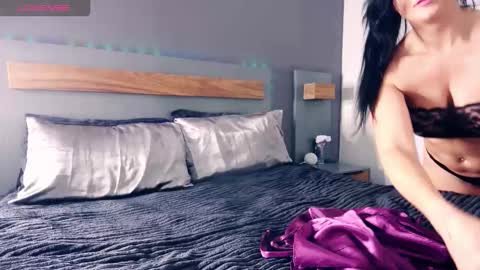 Haley online show from 11/18/25, 08:30