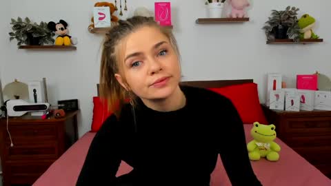 Snapshot of haleyreedme chatting on 03/21/26, 07:46 Haley online show from 03/21/26, 07:46