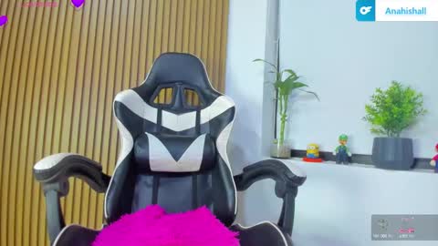 Anahis online show from 02/03/25, 12:47