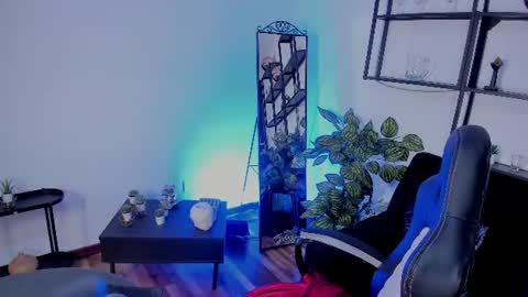 Snapshot of halley_ravenn chatting on 06/11/26, 02:53 halley_ravenn online show from 06/11/26, 02:53