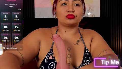 Halleyrosse online show from 02/28/26, 03:51