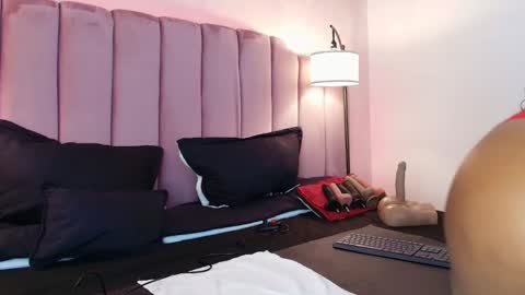  Hally Bans  online show from 03/08/25, 12:09