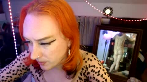 halovalentine online show from 06/18/26, 02:12