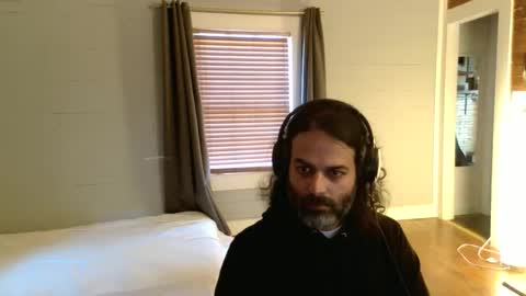 halycon2147818 online show from 12/22/25, 07:11