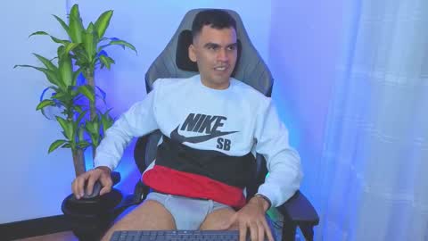 hamiltong12 online show from 03/05/26, 12:39