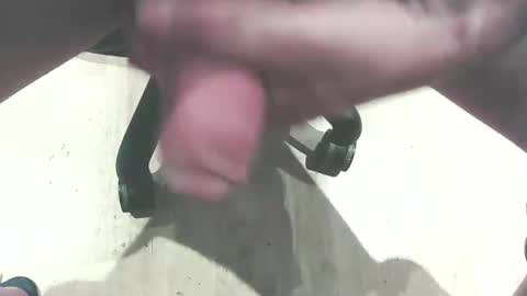 Snapshot of hammerhard1 chatting on 02/21/26, 10:33 hammerhard1 online show from 02/21/26, 10:33