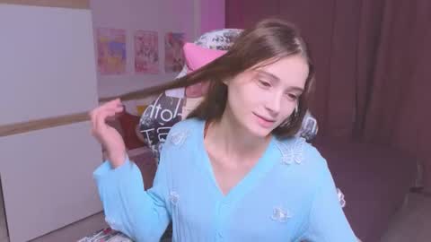 Hana online show from 09/30/25, 01:49