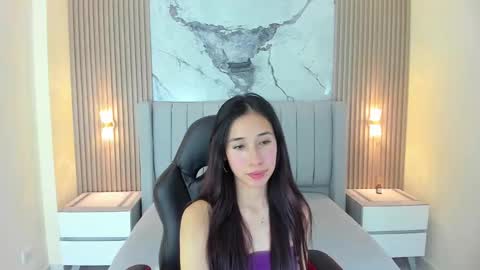 Hana online show from 11/19/25, 03:50