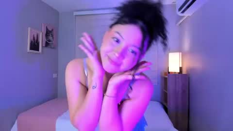 Hanna Lineros  online show from 06/16/26, 01:36