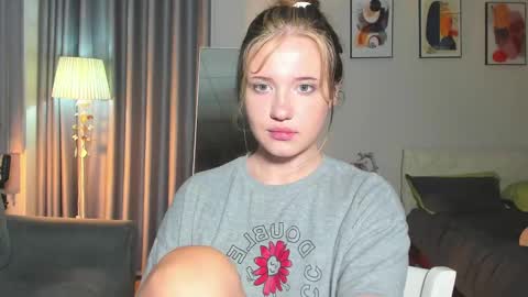 hanahwoods online show from 02/25/25, 11:11