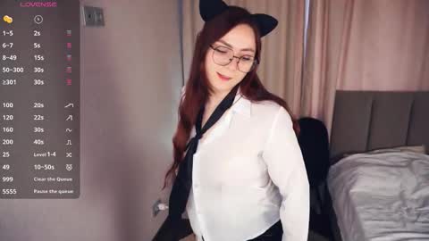  Blair and Ethel  online show from 09/19/25, 06:37