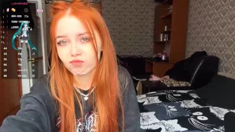 Snapshot of hananocha chatting on 02/17/26, 07:27 Tori and Asuna online show from 02/17/26, 07:27